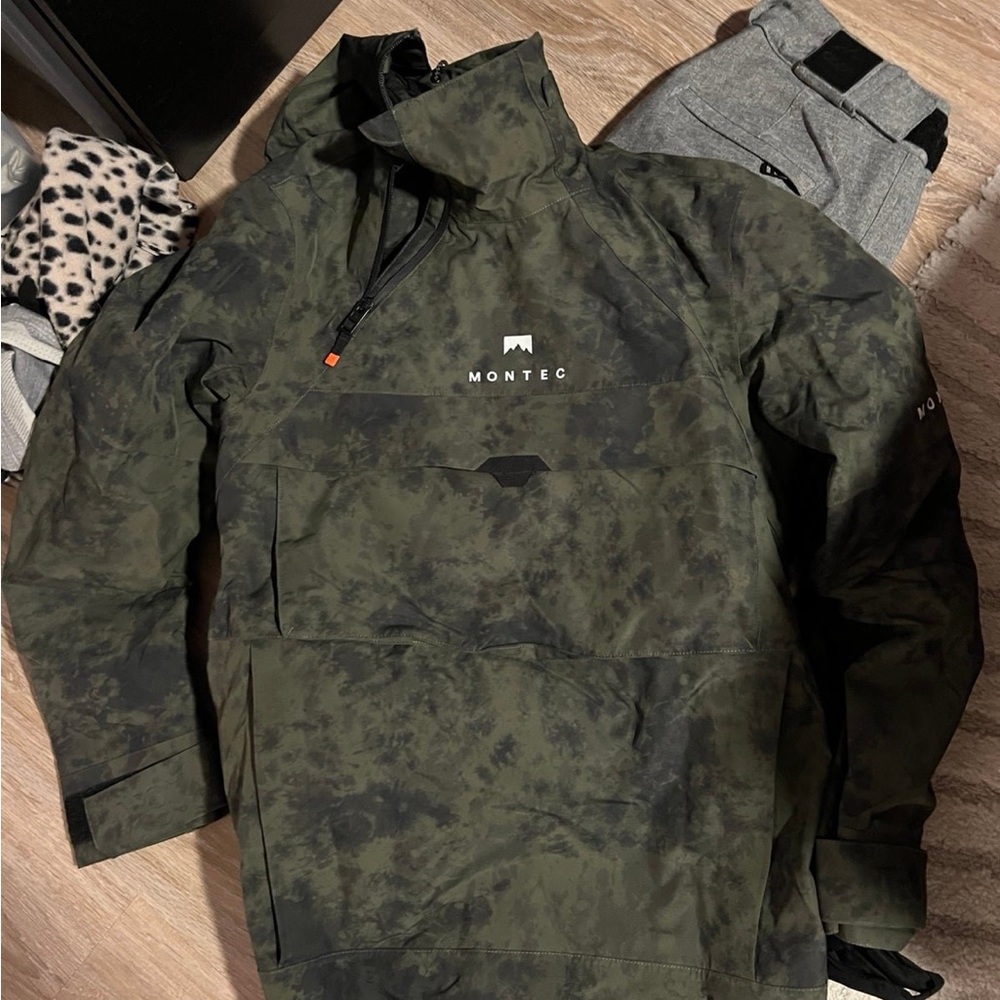 Montec jacket